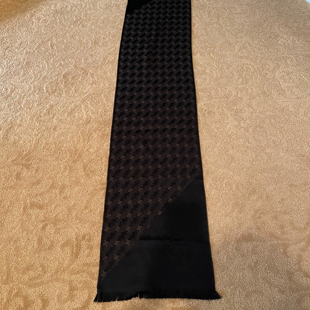 Versace scarf 🧣 Dark Brown